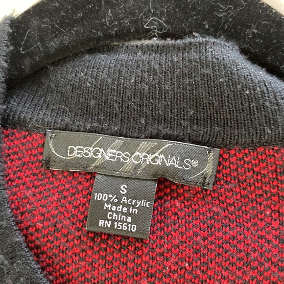 🛍️🛍️ 3 for $5. Plaid sweater vest - Picture 4 of 6